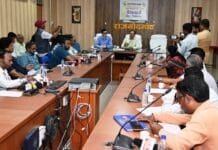 राजनांदगांव : कलेक्टर ने भारत निर्वाचन आयोग द्वारा जारी विशेष संक्षिप्त पुनरीक्षण 2025 अर्हता तिथि 1 जनवरी 2025 कार्यक्रम के संबंध में प्रेसवार्ता ली…