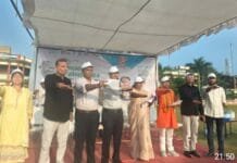 राजनांदगांव : स्वभाव और संस्कार में स्वच्छता लाने म्यूनिस्पल स्कूल मैदान मंे 2 हजार से अधिक विद्यार्थियांे ने बनायी मानव श्रंृखला…