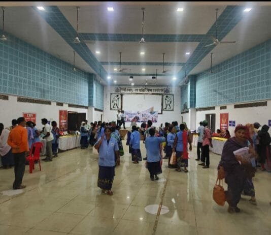 राजनांदगांव : तीन दिवसीय सफाई मित्र सुरक्षा शिविर में सफाई कर्मी एवं स्वच्छता दीदीयों ने बढ़-चढ कर लिया हिस्सा…