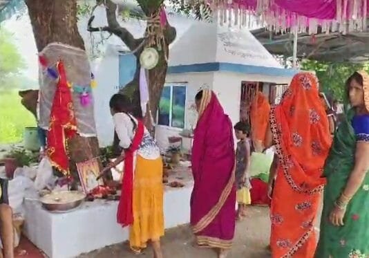 अनोखा मंदिर जहां परेतिन की होती है पूजा…