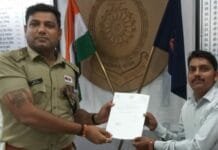 राजनांदगांव : एसपी गर्ग ने तेजस्वी को प्रशस्ति पत्र देकर किया सम्मानित…