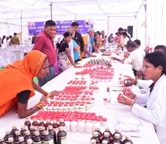 राजनांदगांव : आयुष स्वास्थ्य मेला में 2 हजार 566 से अधिक नागरिकों ने कराया स्वास्थ्य परीक्षण…
