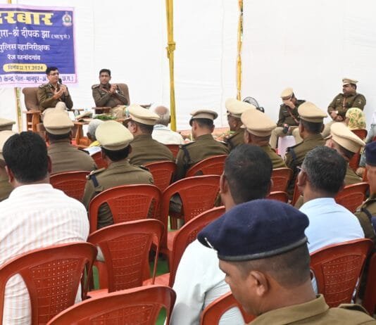 राजनांदगांव : पुलिस महानिरीक्षक राजनांदगांव रेंज दीपक झा द्वारा की गई नवीन जिला मोहला मॉनपुर का प्रथम वार्षिक निरीक्षण..