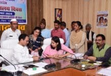 राजनांदगांव: कलेक्टर ने जनदर्शन में संवेदनशीलता पूर्वक सुनी नागरिकों की समस्याएं…