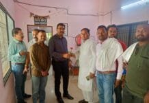 राजनांदगांव : आयुक्त को गुलाब भेंटकर ब्लाक अध्यक्ष आसिफ अली ने की मुलाक़ात…