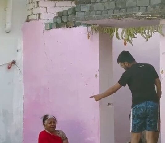 राजधानी रायपुर में पोते ने अपनी दादी को चप्पल और बैट से पीटा, रिश्ता हुआ शर्मसार…