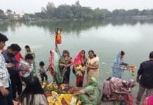 राजनांदगांव: महापौर पहुॅची मोती तालाब, छठ पर्व की दी बधाई…