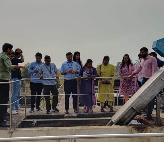 राजनांदगांव: प्रशिक्षु आईएएस अधिकारियों ने आज निगम सीमाक्षेत्र भ्रमण के दौरान सिवरेज ट्रीटमेंट प्लांट, एसएलआरएम सेन्टर व प्रधानमंत्री आवास का किया निरीक्षण…