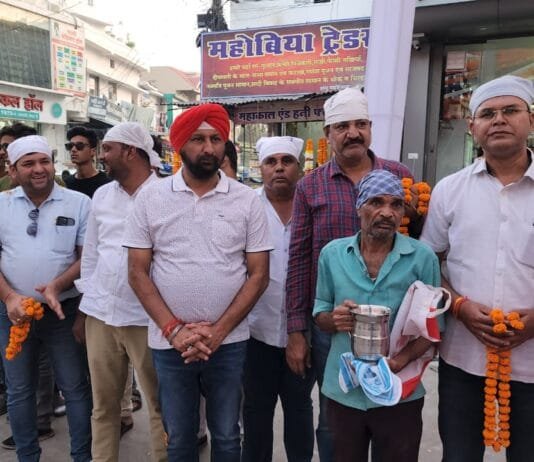 राजनांदगांव : गुरुग्रंथ साहिब की शोभायात्रा का शहर कांग्रेस ने किया स्वागत…