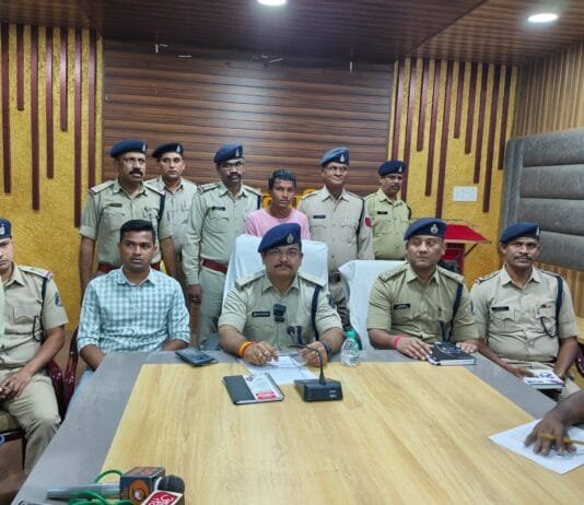 राजनांदगांव : हत्या के मामले में गांव का युवक ही निकला चोर एवं हत्यारा…