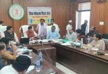 खैरागढ: प्राप्त आवेदनों को गंभीरता से लेते हुए त्वरित निराकरण करने के दिए निर्देश— कलेक्टर चन्द्रकांत वर्मा…