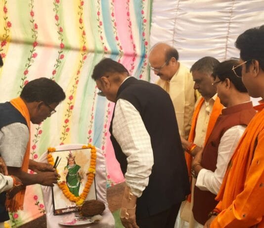 राजनांदगांव: सुरगी सोसाइटी में लीलाधर साहू ने पदभार ग्रहण किया…