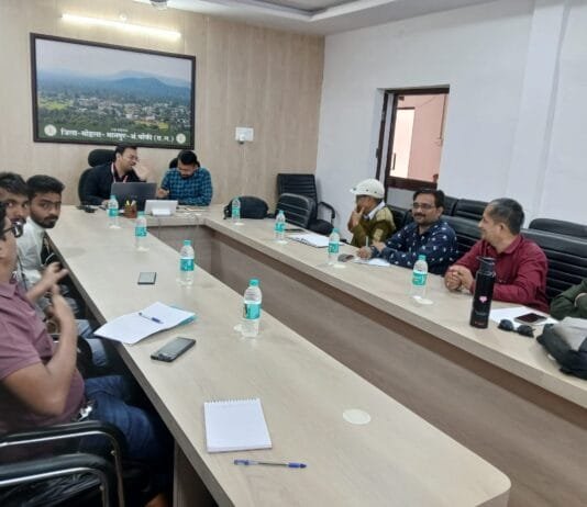 मोहला : आधार पोर्टल पर जिले का नाम अपडेट, संचालन प्रक्रिया पर प्रशिक्षण आयोजित…