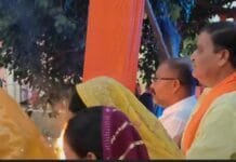 राजनांदगांव: पूर्णिमा पर मोतीपुर सरोवर में पूर्व सांसद मधुसूदन यादव ने की पूजा-अर्चना…