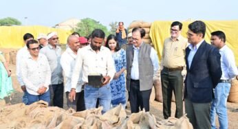 राजनांदगांव: प्रभारी सचिव ने धान खरीदी केन्द्र गठुला, बोईरडीह में जल जीवन मिशन के अंतर्गत एकल ग्राम नल जल योजना, बीपीओ सेंटर, नशा मुक्ति केन्द्र एवं प्रोजेक्ट त्रिनेत्र कंट्रोल रूम का किया अवलोकन…