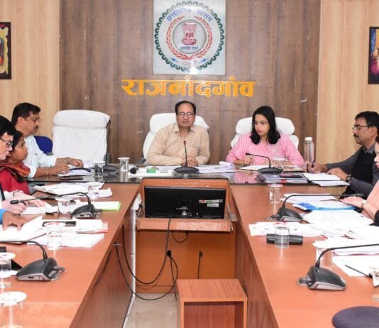 राजनांदगांव: शासन की योजनाओं का लाभ अधिक से अधिक नागरिकों को मिले इसके लिए करें कार्य – कलेक्टर…