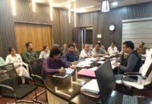 राजनांदगांव: डामरीकरण के लिये शेष प्रक्रिया जल्द पूर्ण कर कार्य प्रारंभ कराने तथा स्वीकृत कार्य तत्काल चालू करने व कार्य में तेजी लाने के दिये निर्देश…