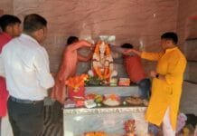 राजनांदगांव: पुलिस चौकी चिखली परिसर में श्री दक्षिणेश्वर हनुमान मंदिर की स्थापना…