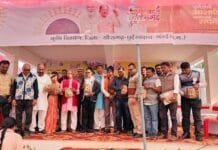 राजनांदगांव : किसानों को कृषि के उन्नत तकनीक के साथ शासन की योजनाओं से कराया गया अवगत…