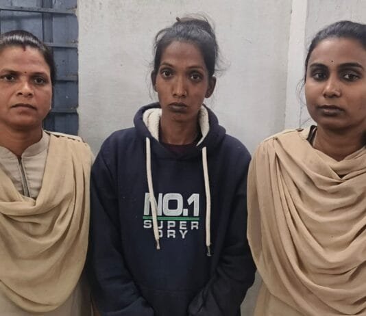 राजनांदगांव : आरक्षक भर्ती परीक्षा में आर्थिक लुभावना देने वाले आरोपी गिरफ्तार…