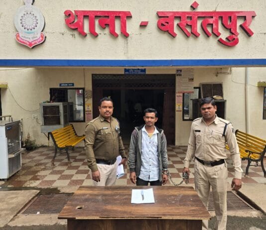 राजनांदगांव : प्रेमिका की हत्या करने की नियत से चाकु मारने वाला आरोपी गिरफ्तार…