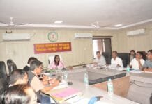 मोहला : जल जीवन मिशन, प्रधानमंत्री आवास योजनाओं, महतारी वंदन योजना के क्रियान्वयन में लापरवाही ना हो, सुनिश्चित करें…