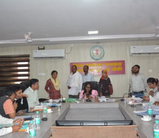 मोहला : कलेक्टर ने आमजनों की समस्याओं का गंभीरता पूर्वक निराकरण करने के दिये निर्देश…