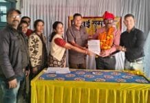 राजनांदगांव: पीएचई के उपखंड डोंगरगढ़ में पदस्थ स्थल सहायक विपिन देशकर को सेवानिवृत्ति पर दी गई भावभीनी विदाई…