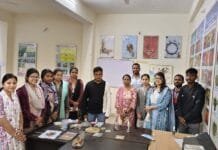 राजनांदगांव : रेजिन की कला से विभिन्न तरह के बनाए जा रही खूबसूरत कलाकृतियां…