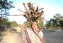 कोरबा: अब जरूरत के समय अपने बेटे के पढ़ाई के लिए पैसा भेज पाती है बालकुँवर, महतारी वंदन योजना ने मां और बेटे के रिश्तों को बनाया और मजबूत…