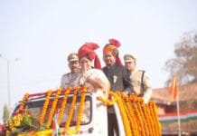 रायपुर : खैरागढ़ में सांसद कमलेश जांगड़े ने फहराया तिरंगा…