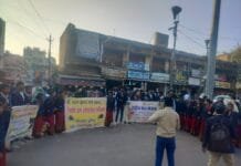 राजनांदगांव : यातायात पुलिस द्वारा नुक्कड़ नाटक के माध्यम से जागरूकता अभियान…