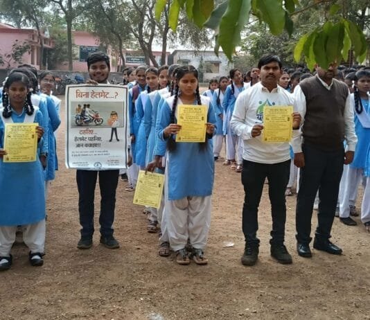राजनांदगांव : युवोदय स्वयंसेवियों द्वारा बच्चों को दी गई यातायात नियमों की जानकारी…