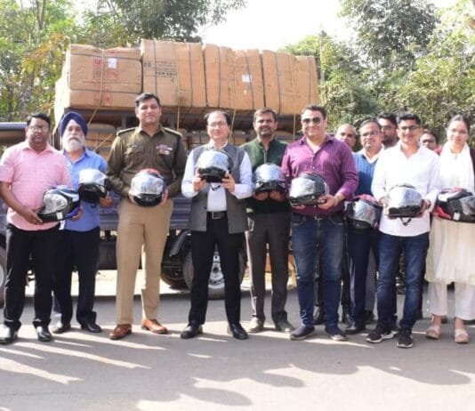 राजनांदगांव : हेलमेट पहन कर वाहन चलाने से होगी जीवन की रक्षा – कलेक्टर…