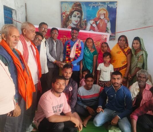 राजनांदगांव : भूटान में क्रिकेट खेलने भावेश रजक को रजक समाज ने किया आर्थिक सहयोग…