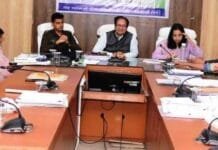 राजनांदगांव : सर्वे के दौरान गरीब एवं जरूरतमंदों को ध्यान में रखते हुए दिलाए प्रधानमंत्री आवास योजना का लाभ – कलेक्टर…