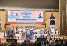 राजनांदगांव : मुख्यमंत्री एवं नगरीय प्रशासन मंत्री ने नगर निगम के 10 आश्रितों को अनुकंपा नियुक्ति आदेश सौंपा…