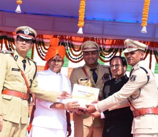 राजनांदगांव : जिले में अपूर्व उत्साह एवं हर्षोल्लास के साथ मनाया गया गणतंत्र दिवस…