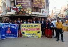 राजनांदगांव : यातायात पुलिस द्वारा नुक्कड़ नाटक के माध्यम से जागरूकता अभियान चलाया…