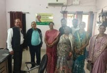 राजनांदगांव : महापौर हेमा देशमुख ने निगम कार्यालय के सभी विभागों मे जाकर अधिकारी कर्मचारी से रूबरू हो नव वर्ष की दी बधाई…