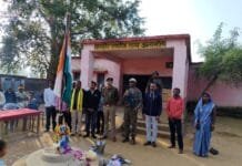 राजनांदगांव : गणतंत्र दिवस पर पुलिस द्वारा घोर नक्सल प्रभावित गांवों के स्कूलों में किया ध्वजारोहन…