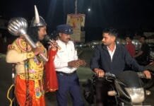 भिलाई में जब यमराज सड़क में उतरे,यमराज बना दुर्ग ट्रैफिक पुलिस का कास्टेबल…