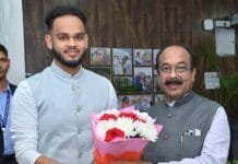 राजनांदगांव : दक्ष वैद्य ने उपमुख्यमंत्री से युवा शक्ति को नगरीय निकाय एवं पंचायत चुनाव में प्रत्याशी बनाने की रखी मांग…