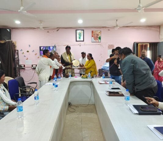 मोहला : जनपद पंचायत मोहला में भावपूर्ण विदाई समारोह संपन्न, अध्यक्ष और सदस्यों के योगदान का हुआ सम्मान…