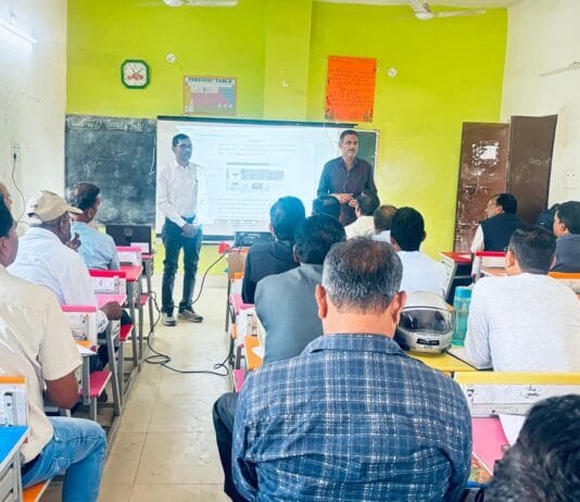 राजनांदगांव : नगरीय निकाय एवं त्रिस्तरीय पंचायत आम निर्वाचन 2025 के लिए पीठासीन अधिकारी, मतदान अधिकारी क्रमांक-1 को दिया गया प्रशिक्षण…