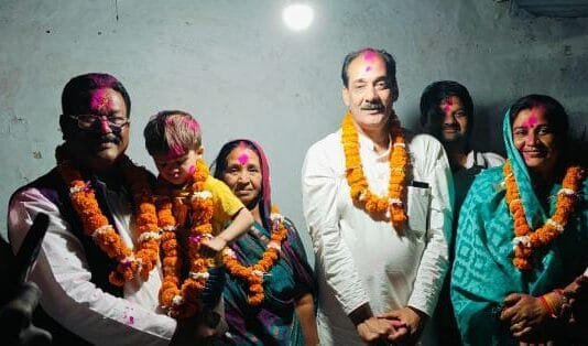 राजनांदगांव: कांग्रेस प्रत्याशी रविकुमार साहू जनपद पंचायत क्षेत्र क्रमांक 11 से नवनिर्वाचित हुए…