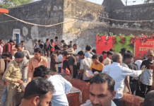 राजनांदगांव: जेल में महाकुंभ से लाये गंगा जल से जेल के बंदियों को कराया स्नान…