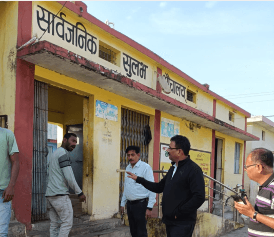 राजनांदगांव: सुबह सफाई दौरा, बसंतपुर में सफाई निरीक्षण कर वार्डवासियों से आयुक्त ने लिया फिडबेक…