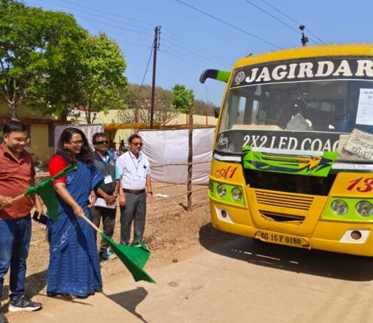 मोहला : कलेक्टर ने मतदान दलों को किया रवाना…