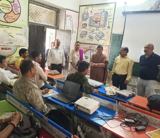 राजनांदगांव : प्रेक्षक जयश्री जैन ने स्ट्रांग रूम, निर्वाचन प्रशिक्षण और रेंडमाईजेशन का किया निरीक्षण…